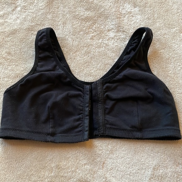 Amoena Frances SB non wired, front closure, post surgical bra - Picture 4 of 6